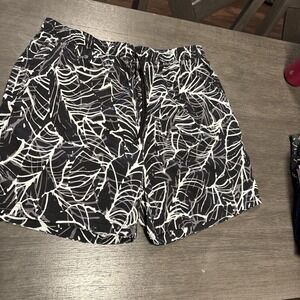 Speedo Swim Trunks Men's XL Black, White, Gray Shorts Drawstring Pockets Mesh